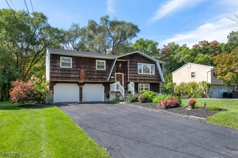 30 Gwyneth Rd, West Milford, NJ 07480 - #3
