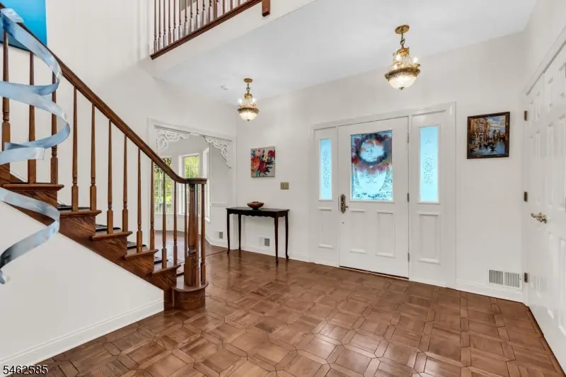47 Rustic Trl, Raritan, NJ 08822 - #3