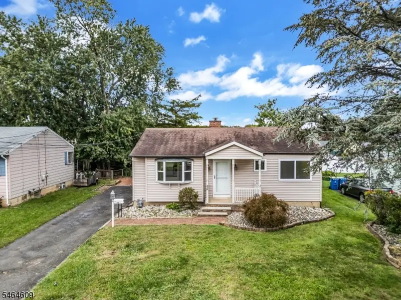 418 Harrison Ave, Manville, NJ 08835 - #1