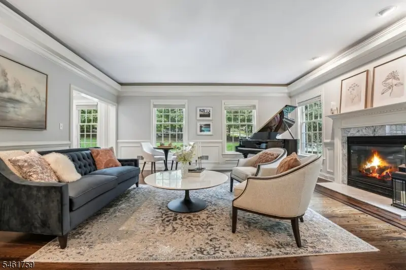 6 Combs Hollow Rd, Mendham, NJ 07945 - #3