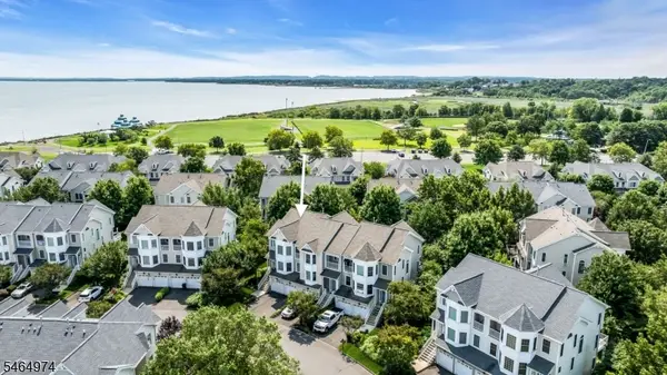 9 S Shore Dr, South Amboy City, NJ 08879