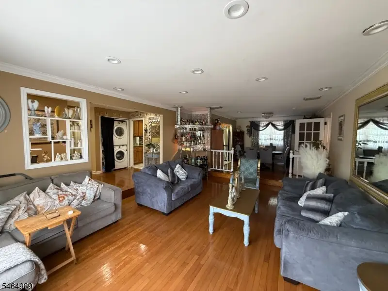115 Crampton Ave, Woodbridge, NJ 07095 - #2