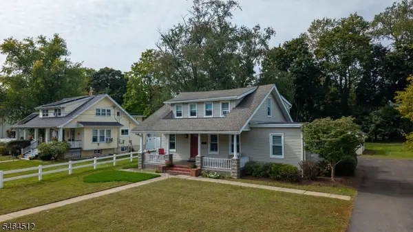 325 Dorn Ave, Middlesex Boro, NJ 08846