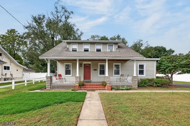 325 Dorn Ave, Middlesex, NJ 08846 - #2