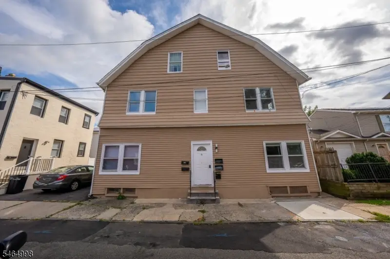 6 Oswald Pl, Vauxhall, NJ 07088 - #1