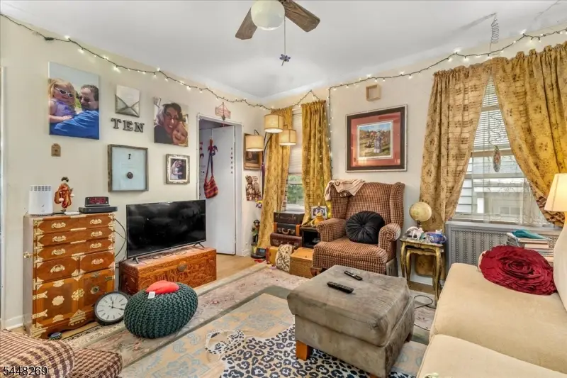 677 Willow Ave, Garwood, NJ 07027 - #2