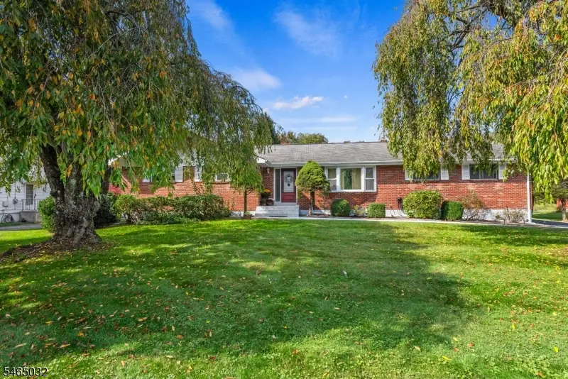 95 Eyland Ave, Succasunna, NJ 07876 - #1