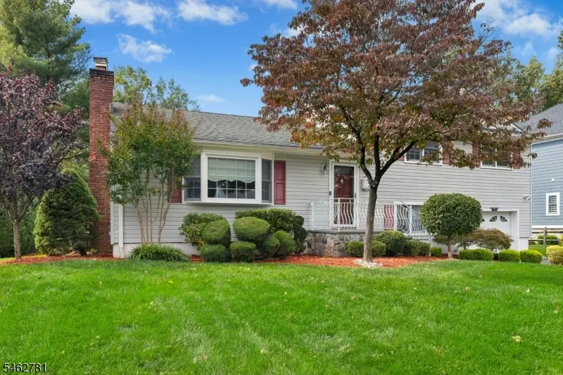 317 Old Tote Rd, Mountainside, NJ 07092 - #2