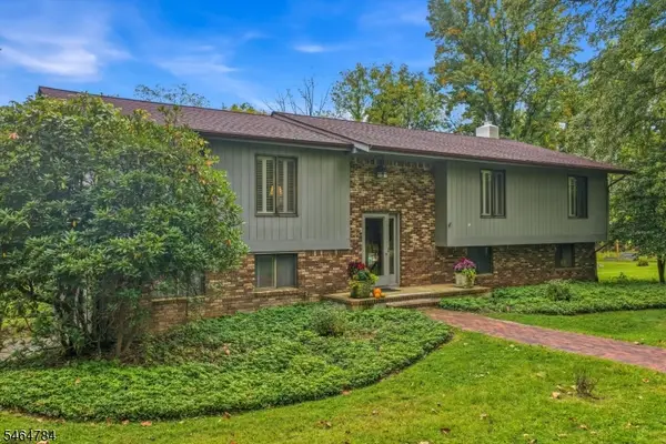 160 Sandy Ridge Rd, Delaware Twp., NJ 08559