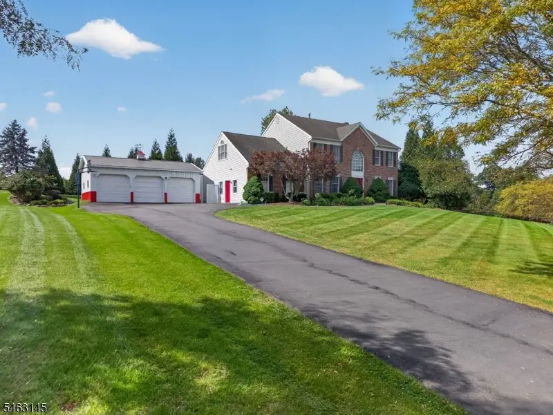 7 Stark Ct, Raritan, NJ 08822 - #2