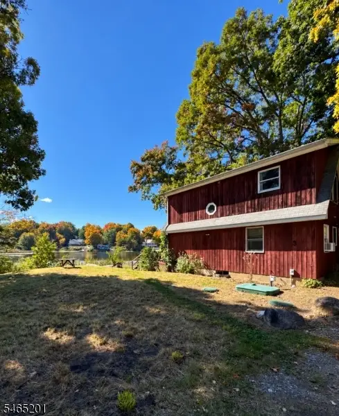 3 Water St, Highland Lakes, NJ 07422 - #1