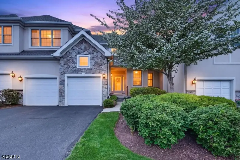 22 Benedict Cres, The Hills, NJ 07920 - #1