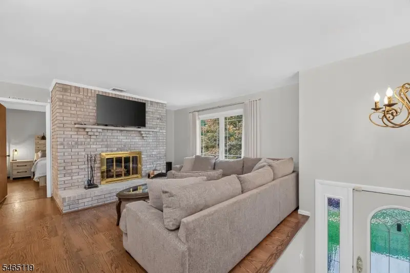 21 Alexandra Rd, Landing, NJ 07850 - #3
