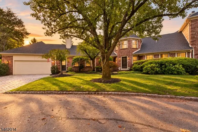 6 Palmer Ct, Florham Park, NJ 07932 - #3
