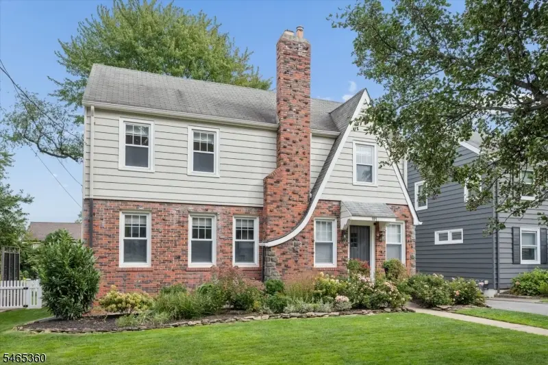 191 Stonehouse Rd, Bloomfield, NJ 07003 - #1