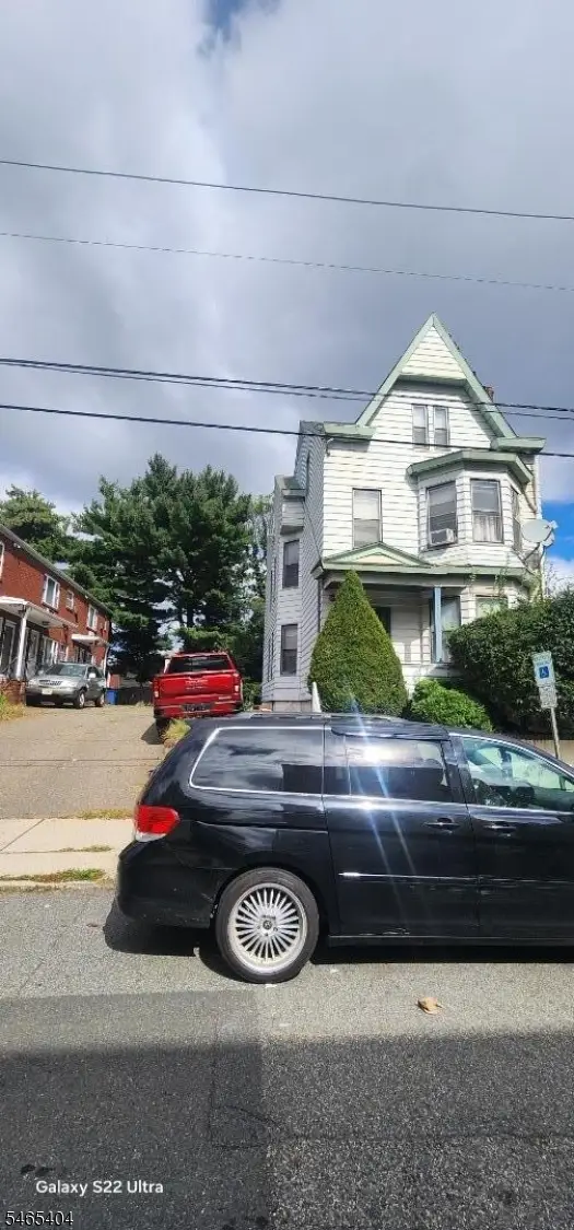 307 Sussex St, Paterson, NJ 07503 - #1