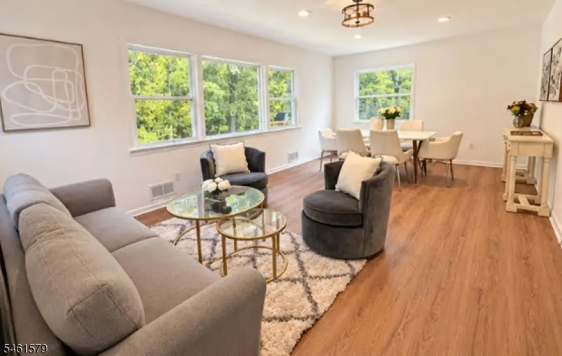 31 Glenview Dr, West Orange, NJ 07052 - #3