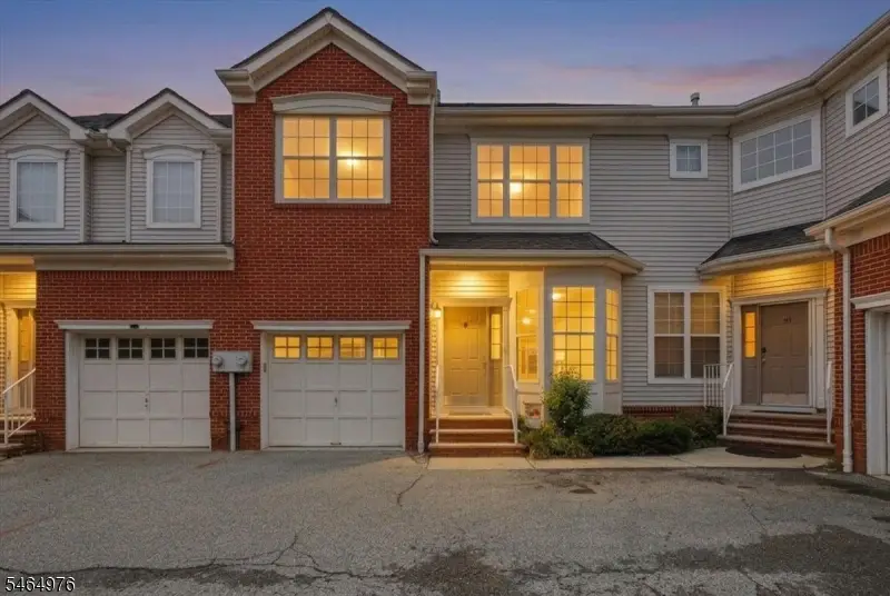 26 Gordon Cir, Parsippany, NJ 07054 - #1