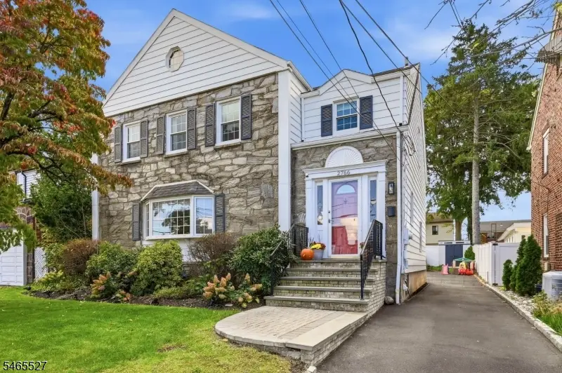 2766 Larchmont Rd, Union, NJ 07083 - #2