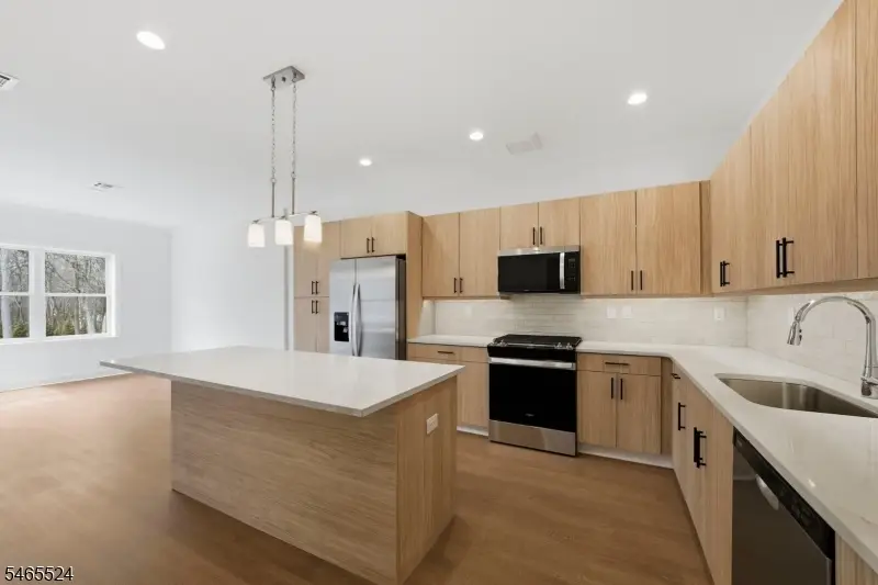22 Remington Ct #22, Farmingdale, NJ 07727 - #2