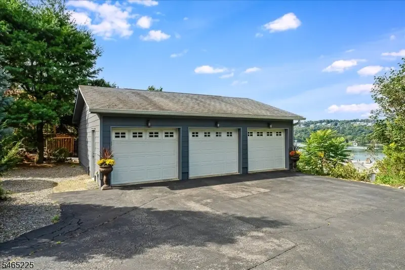 10 Highview Rd, Lake Mohawk, NJ 07871 - #3