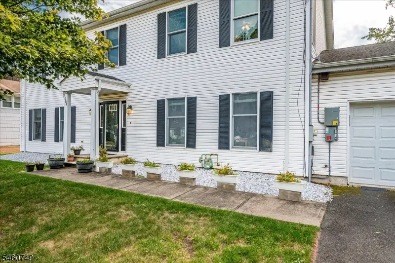 154 Dutton St, Franklin, NJ 08873 - #3