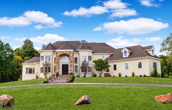 44 Bridle Path, Montgomery Twp., NJ 08502