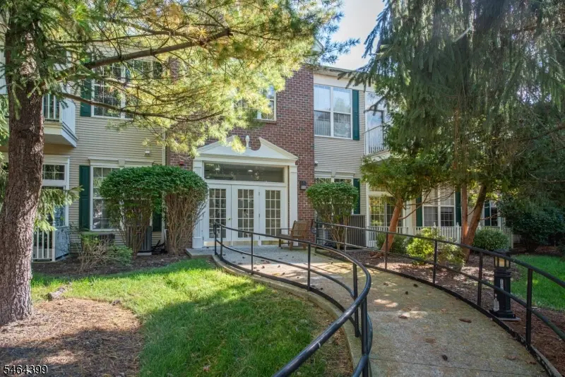 1313 Four Seasons Dr, Preakness, NJ 07470 - #2