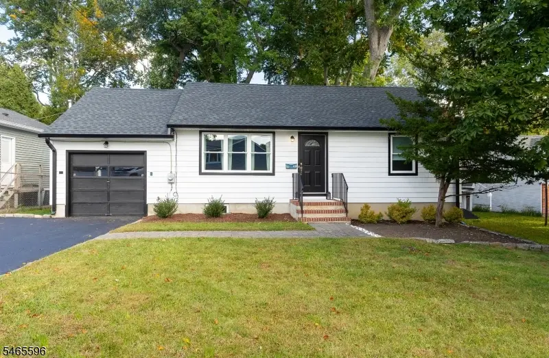 161 Beachwood Rd, Parsippany Troy Hills, NJ 07054 - #1