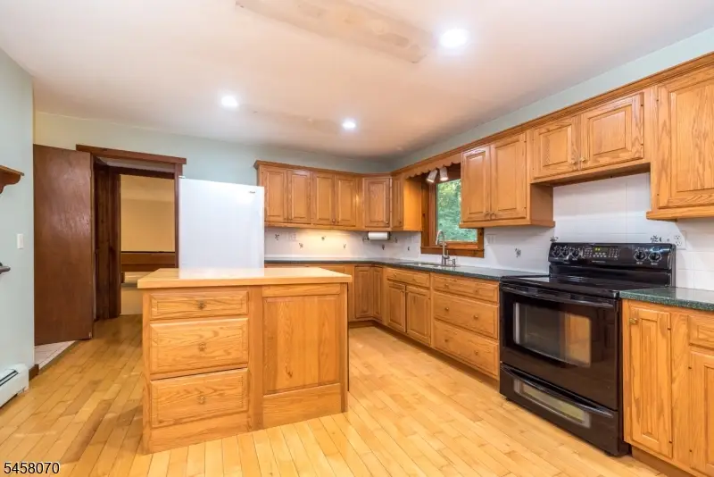 265 Anderson Rd, Bethlehem, NJ 08809 - #3