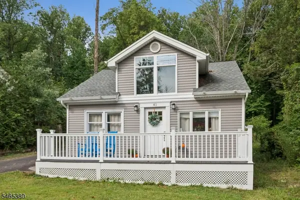 41 Hillcrest Rd, Warren Twp., NJ 07059