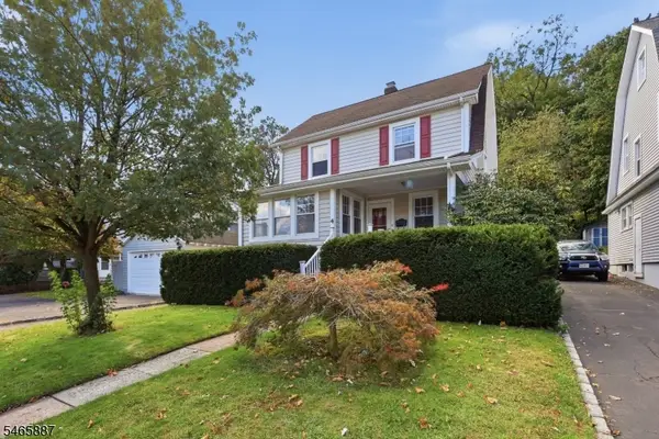 4 Denman Pl, Summit City, NJ 07901