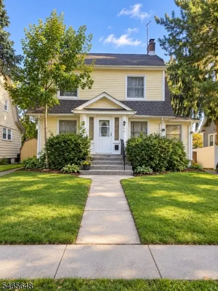 74 Rollinson St, West Orange, NJ 07052 - #2