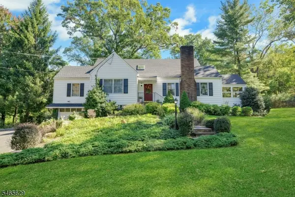 179 Oaks Road, Long Hill Twp., NJ 07946