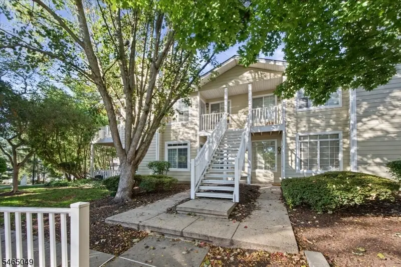 80 Wentworth Rd, The Hills, NJ 07921 - #1