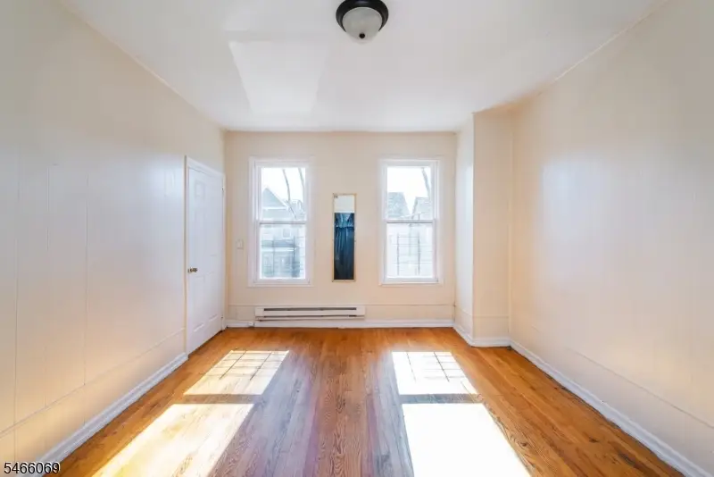 256 Clinton Ave, Jersey City, NJ 07304 - #2