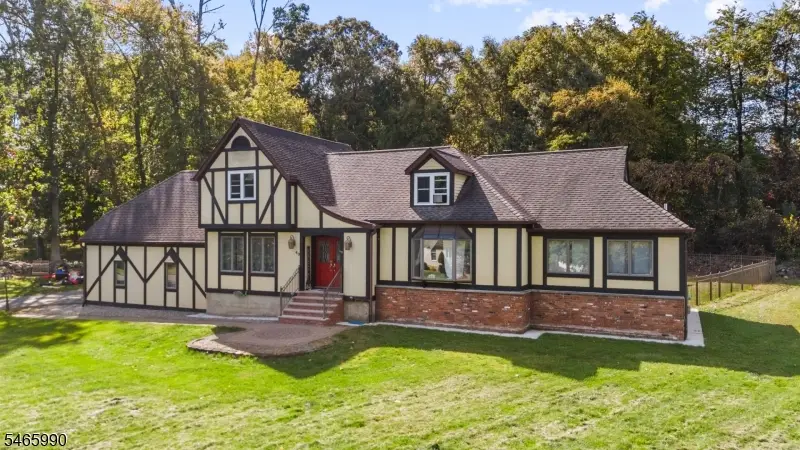 40 Woodland Rd, Franklin, NJ 07416 - #3