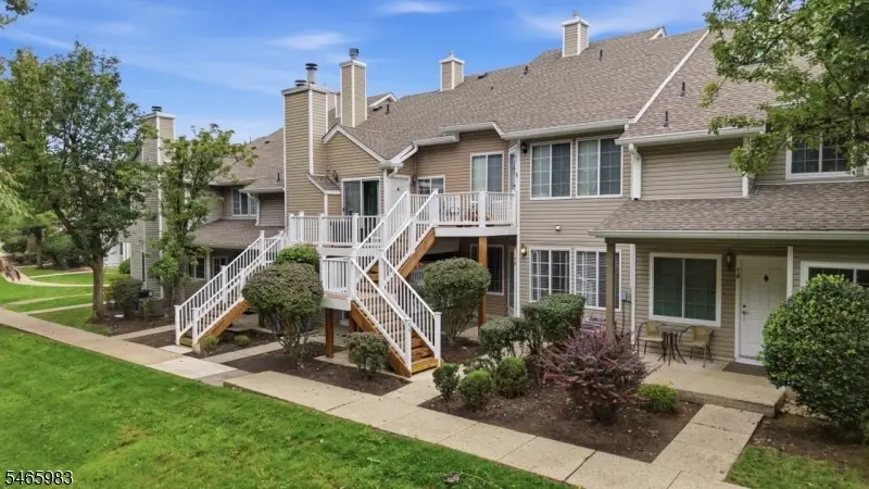 76 Encampment Dr, The Hills, NJ 07921 - #1