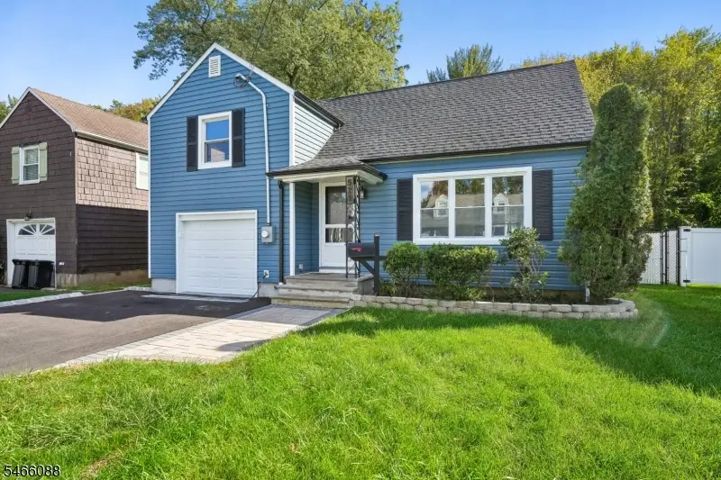 529 Richfield Ave, Kenilworth, NJ 07033 - #2