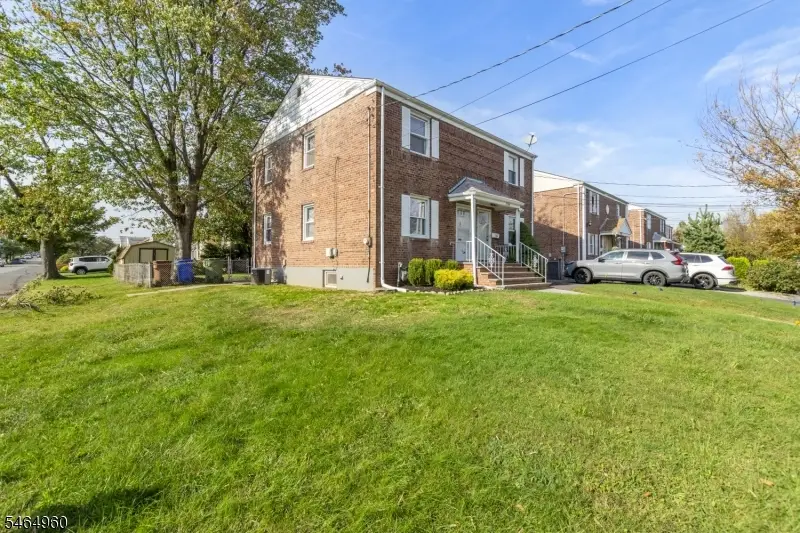 1118 W Henry St, Linden, NJ 07036 - #2