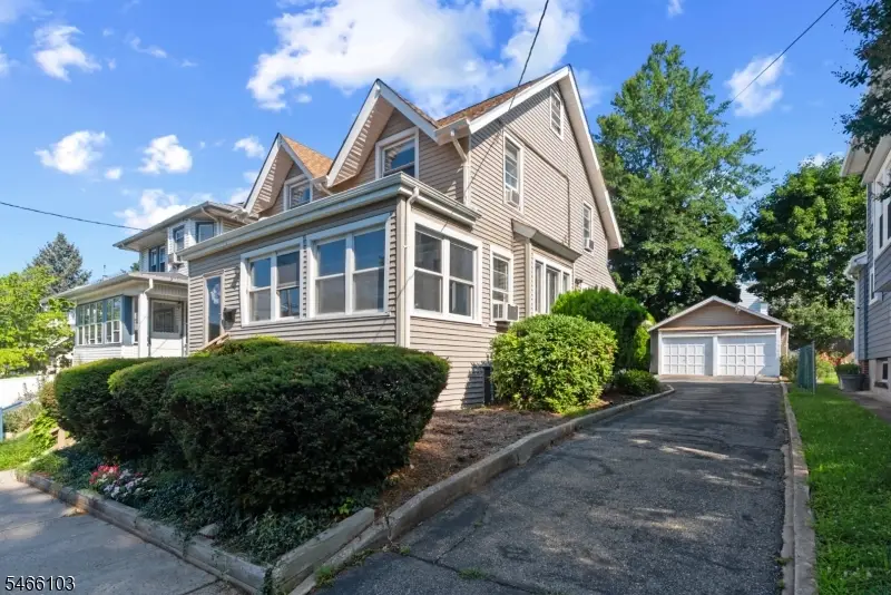 19 Ashwood Ter, West Orange, NJ 07052 - #1