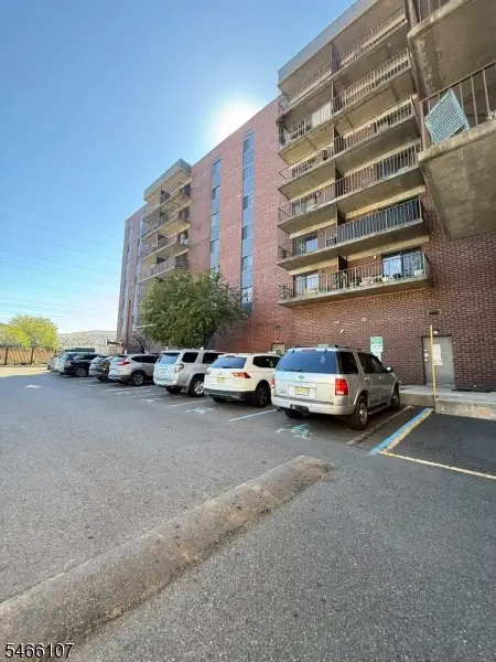 10 N Wood Ave #301, Linden, NJ 07036 - #1