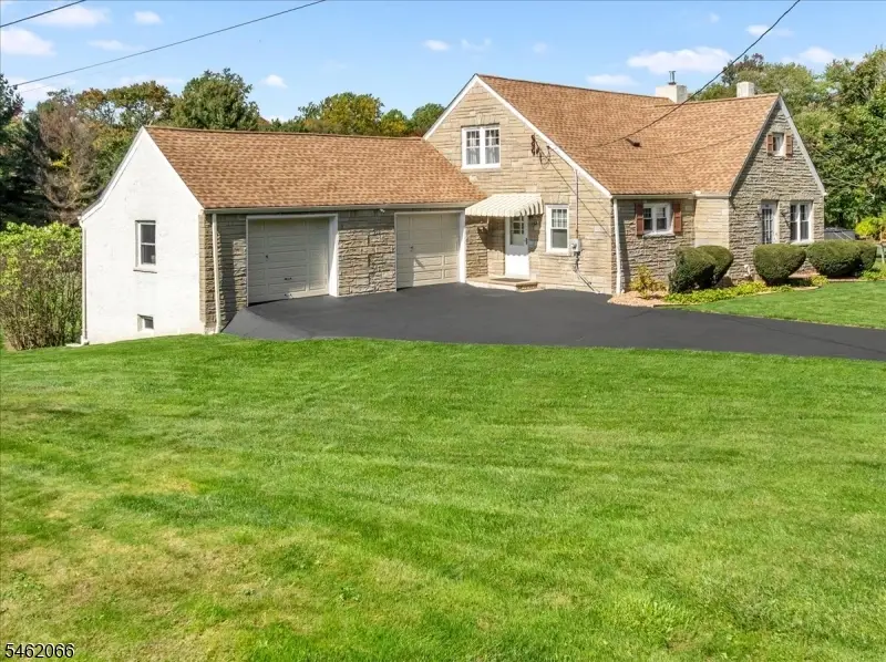 321 Fairmount Rd, Washington, NJ 07853 - #1