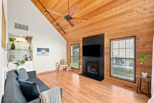 273 De Rose Ct, West Orange Twp., NJ 07052