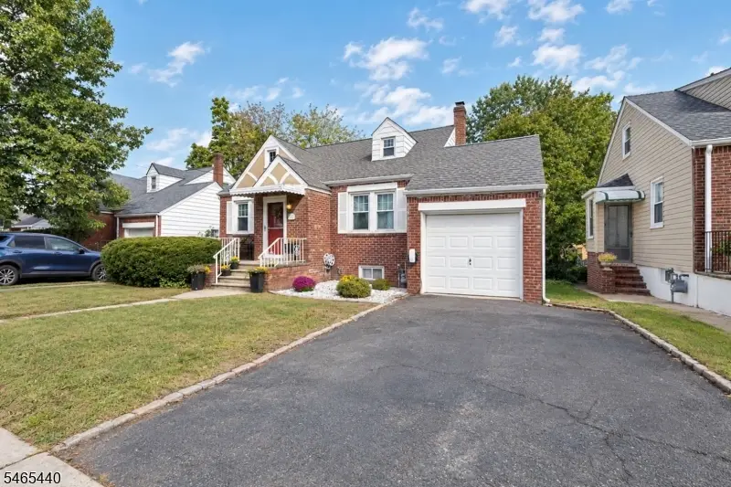 2153 Vauxhall Rd, Union, NJ 07083 - #2