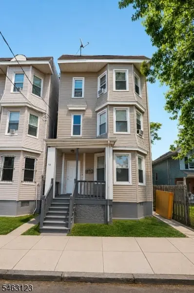 428 S 17th St, Newark City, NJ 07103