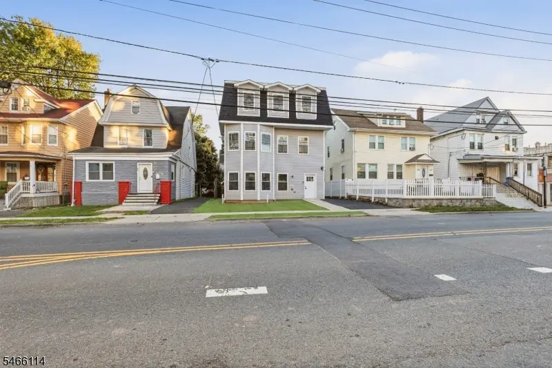 64 Lyons Ave, Newark, NJ 07112 - #3