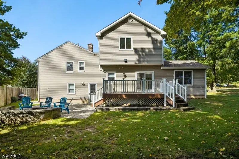 20 Emerson Dr, Livingston, NJ 07039 - #2