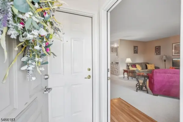 485 Saddle River Rd #7, Saddle Brook Twp., NJ 07663
