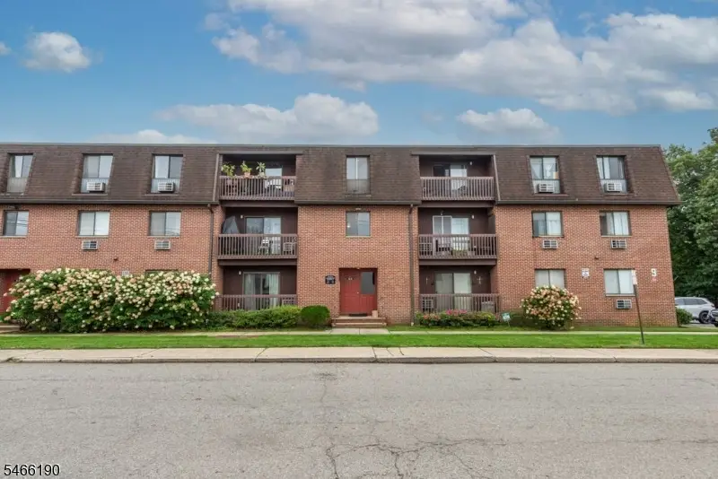 9 Montgomery St #A1, Belleville, NJ 07109 - #2